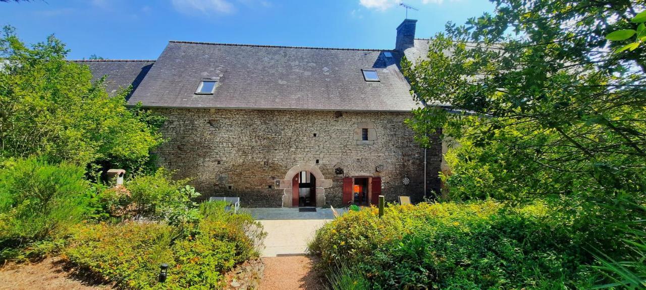 Chambres D'Hotes Domaine La Touche Pleine-Fougères Exterior foto